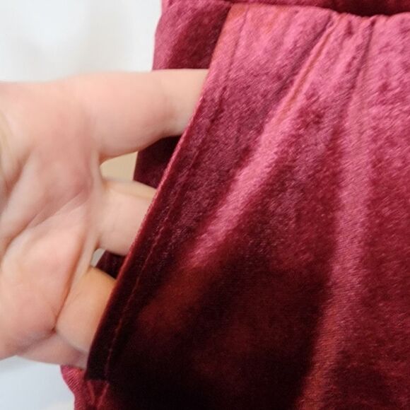 00X 10W Medium Red Pull On Relaxed Taper Velvet High Rise Pant Zinfandel NWOT - Picture 4 of 7